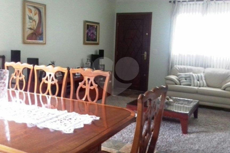 Sobrado à venda com 3 quartos, sendo 1 suíte, em Tremembé, São Paulo, SP