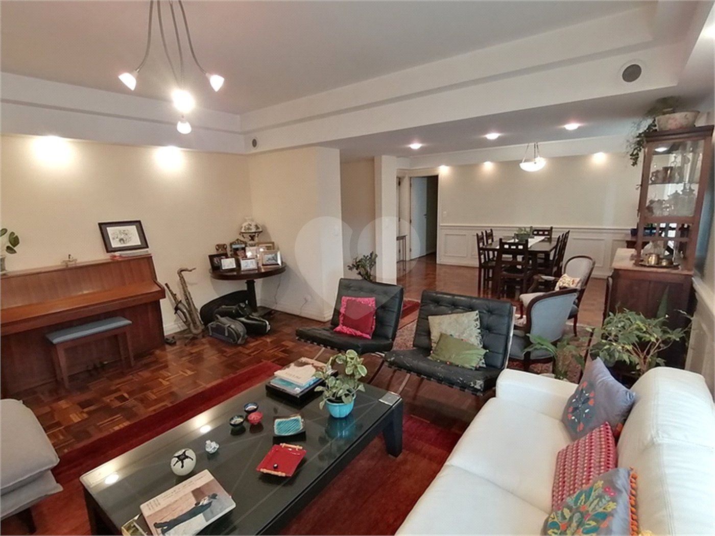 Apartamento à venda com 3 quartos, sendo 1 suíte, em Jardim Paulista, São Paulo, SP