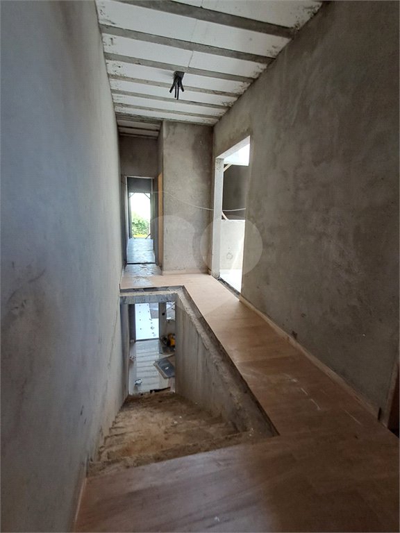 Sobrado à venda com 3 quartos, sendo 1 suíte,  em Vila Laís, São Paulo, SP