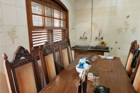 Sobrado à venda ou para alugar com 5 quartos, sendo 1 suíte, em Vila Harmonia, Araraquara, SP