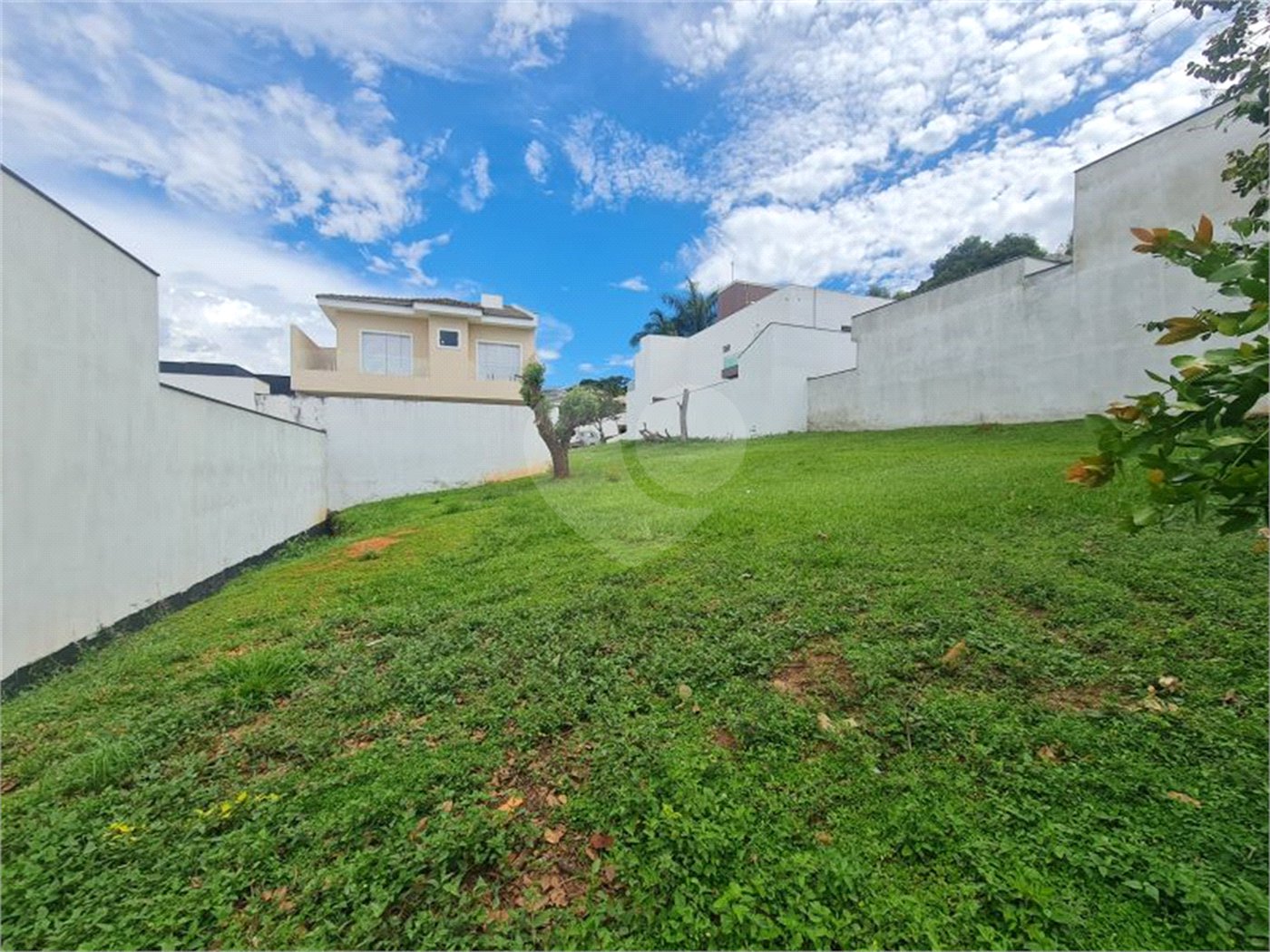 Terreno à venda no condomínio Golden Park Residence, Sorocaba - SP