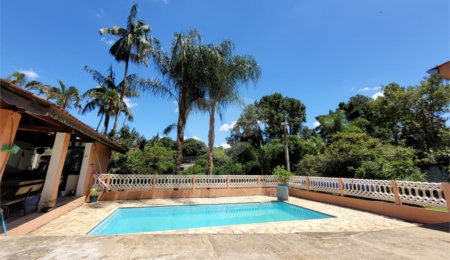 Chácara à venda com 3 quartos, sendo 1 suíte, em Jardim Imperial, Atibaia, SP