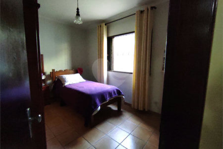 Casa à venda com 3 quartos, sendo 1 suíte, no Centro, Poá, SP