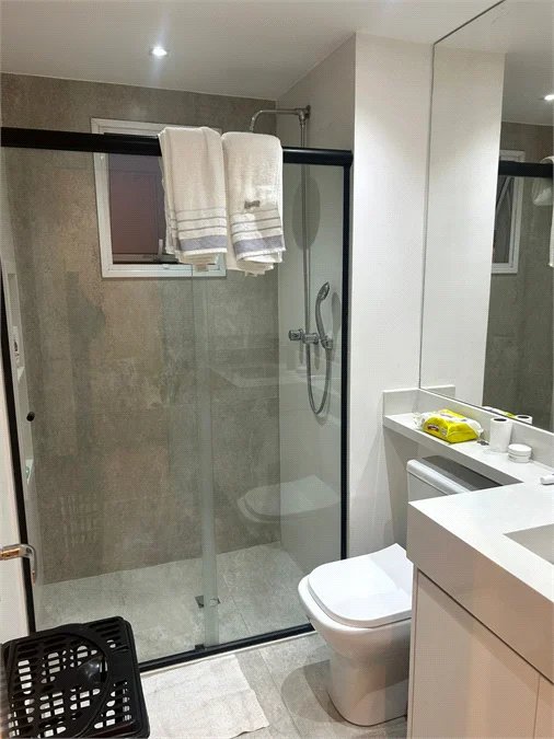 Apartamento à venda com 3 quartos, sendo 1 suíte,  em Jardim Vazani, São Paulo, SP