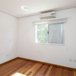 Casa à venda com 3 suítes no condomínio Villaggio Belvedere, São Paulo - SP