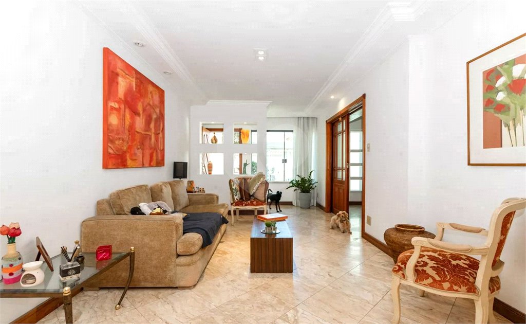 Casa de Vila à venda com 3 quartos, sendo 1 suíte, em Campo Belo, São Paulo, SP