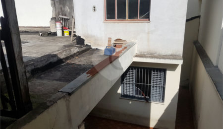 Casa à venda com 3 quartos, sendo 1 suíte, em Braz Cubas, Mogi das Cruzes, SP
