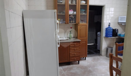 Casa Térrea à venda com 4 quartos em Jardim Vila Galvão, Guarulhos, SP