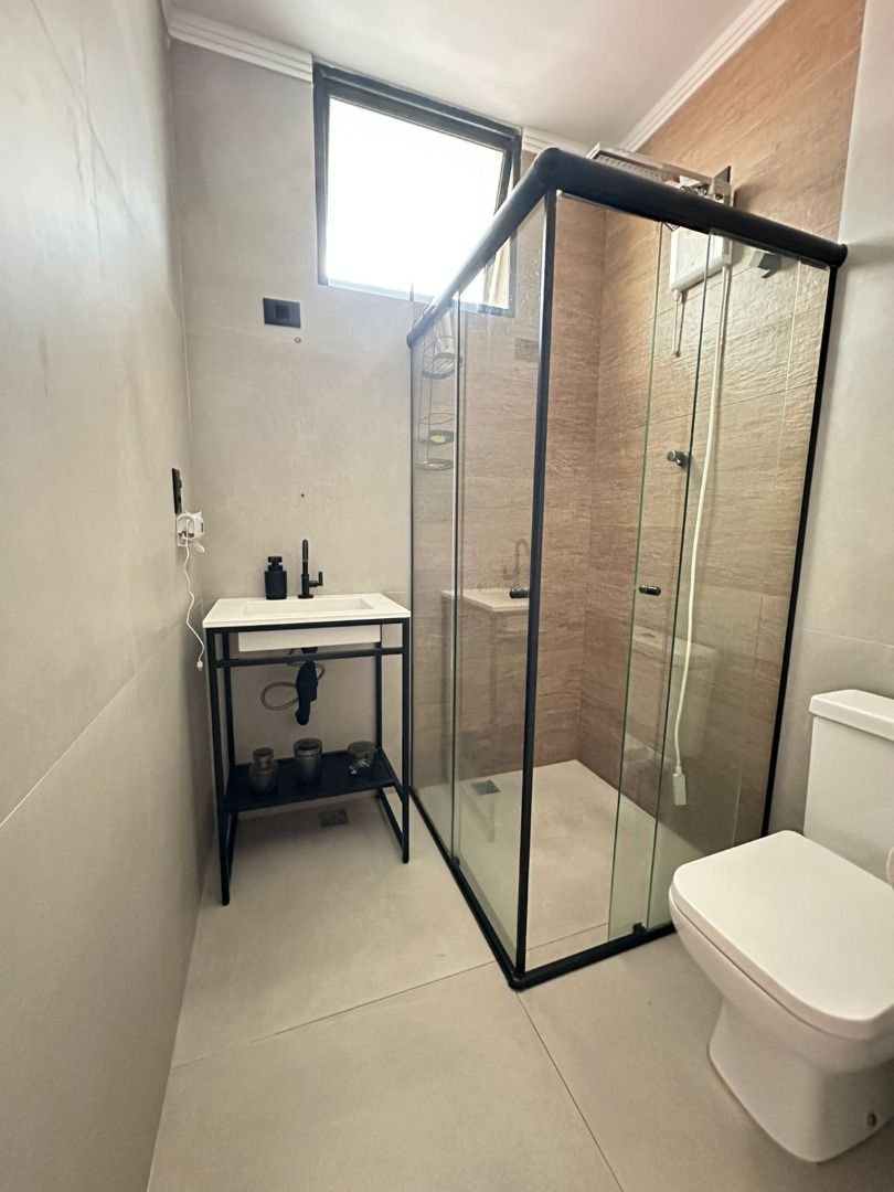 Casa com 3 dormitórios para alugar, 170 m² por R$ 13.740,00/mês - Gonzaga - Santos/SP