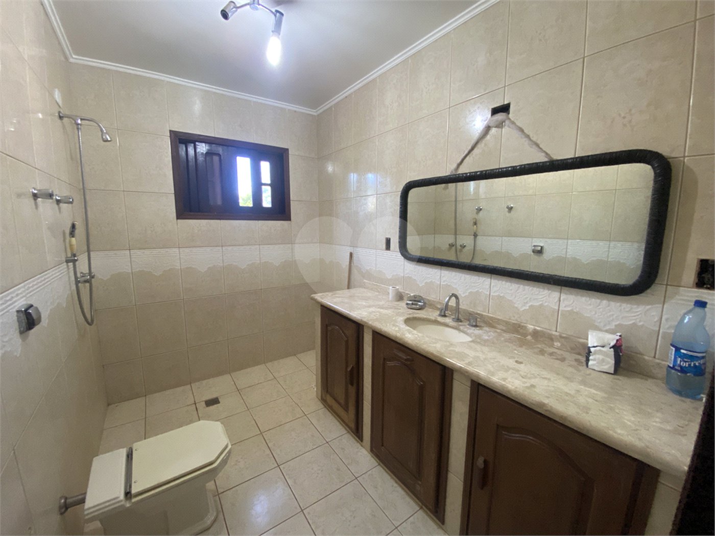 Casa à venda com 3 quartos, sendo 1 suíte, em Parque Residencial Monte Carlo, Ponta Porã, MS