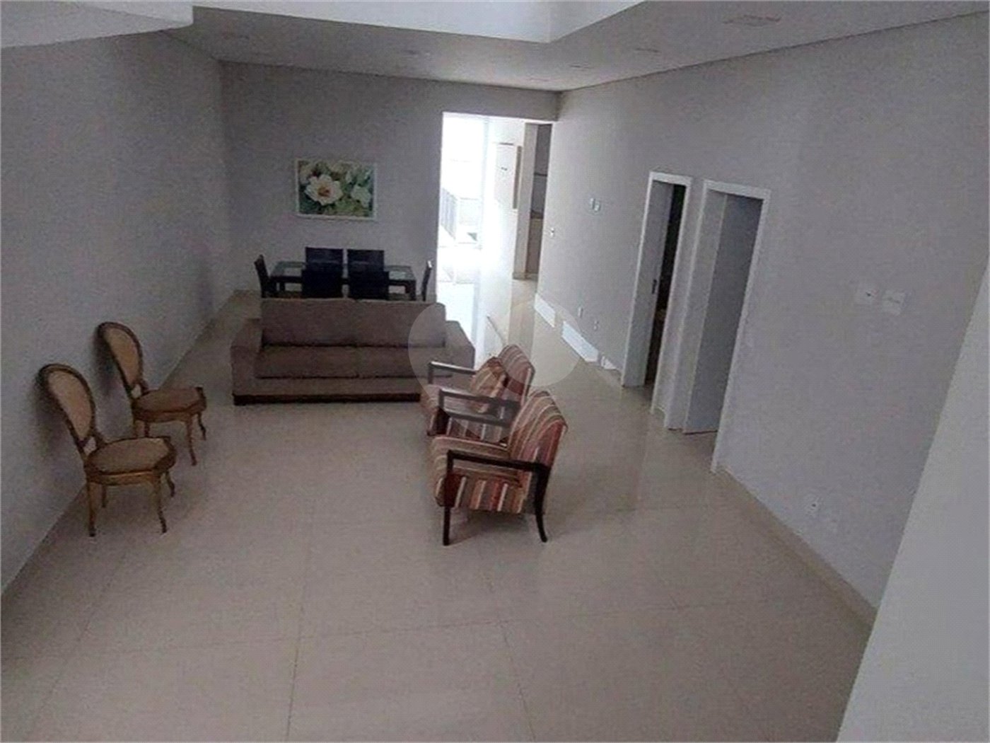 Casa à venda ou para alugar com 3 suítes no condomínio Mont Blanc, Sorocaba - SP