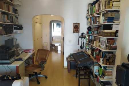 Apartamento à venda com 4 suítes em Jardim Marajoara, São Paulo, SP
