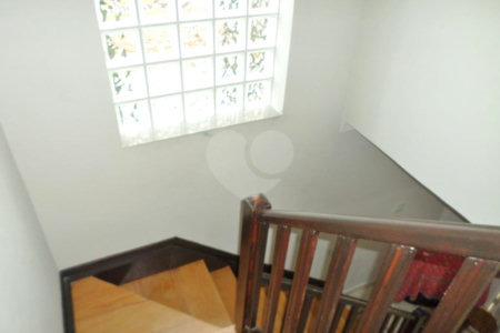 Casa à venda com 6 quartos, sendo 2 suítes,  em Vila Universitária, São Paulo, SP