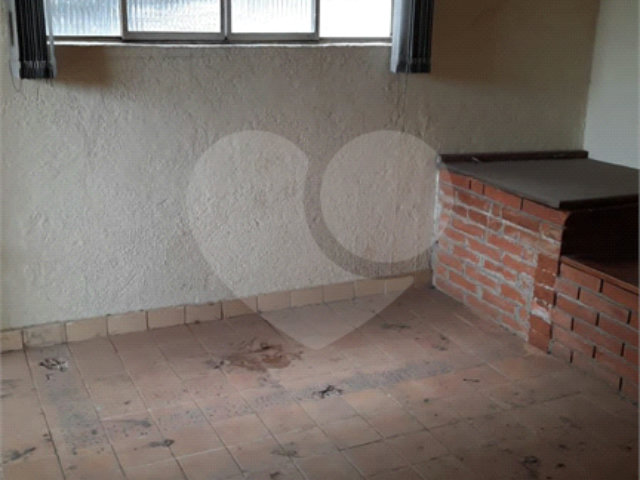 Sobrado à venda com 3 suítes em Luiz Fagundes, Mairiporã, SP