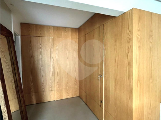 Apartamento à venda com 4 suítes em Aclimação, São Paulo, SP