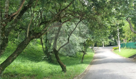 Terreno à venda no condomínio Estância Marambaia, Vinhedo - SP