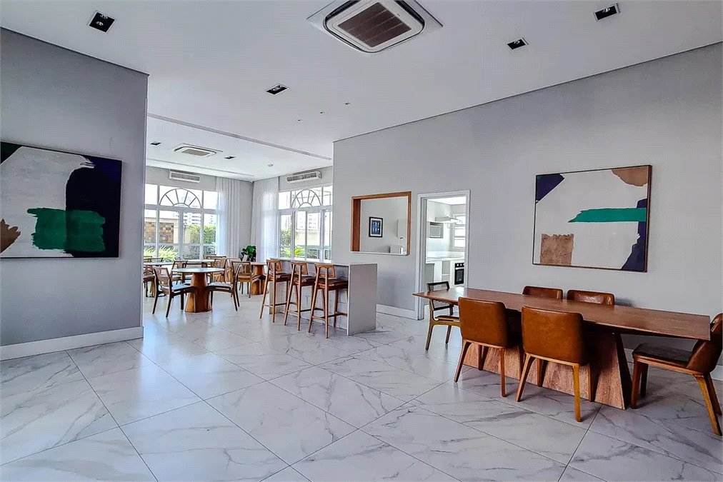 Apartamento à venda com 4 quartos, sendo 3 suítes,  em Vila Romana, São Paulo, SP