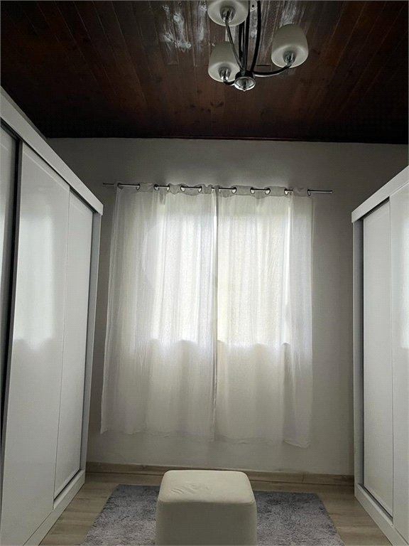 Casa à venda com 3 quartos, sendo 1 suíte, em Jardim Guaçu, São Roque, SP