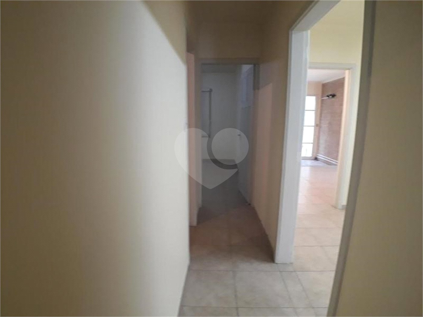 Casa Térrea para alugar com 1 quarto, sendo 3 suítes,  em Indianópolis, São Paulo, SP