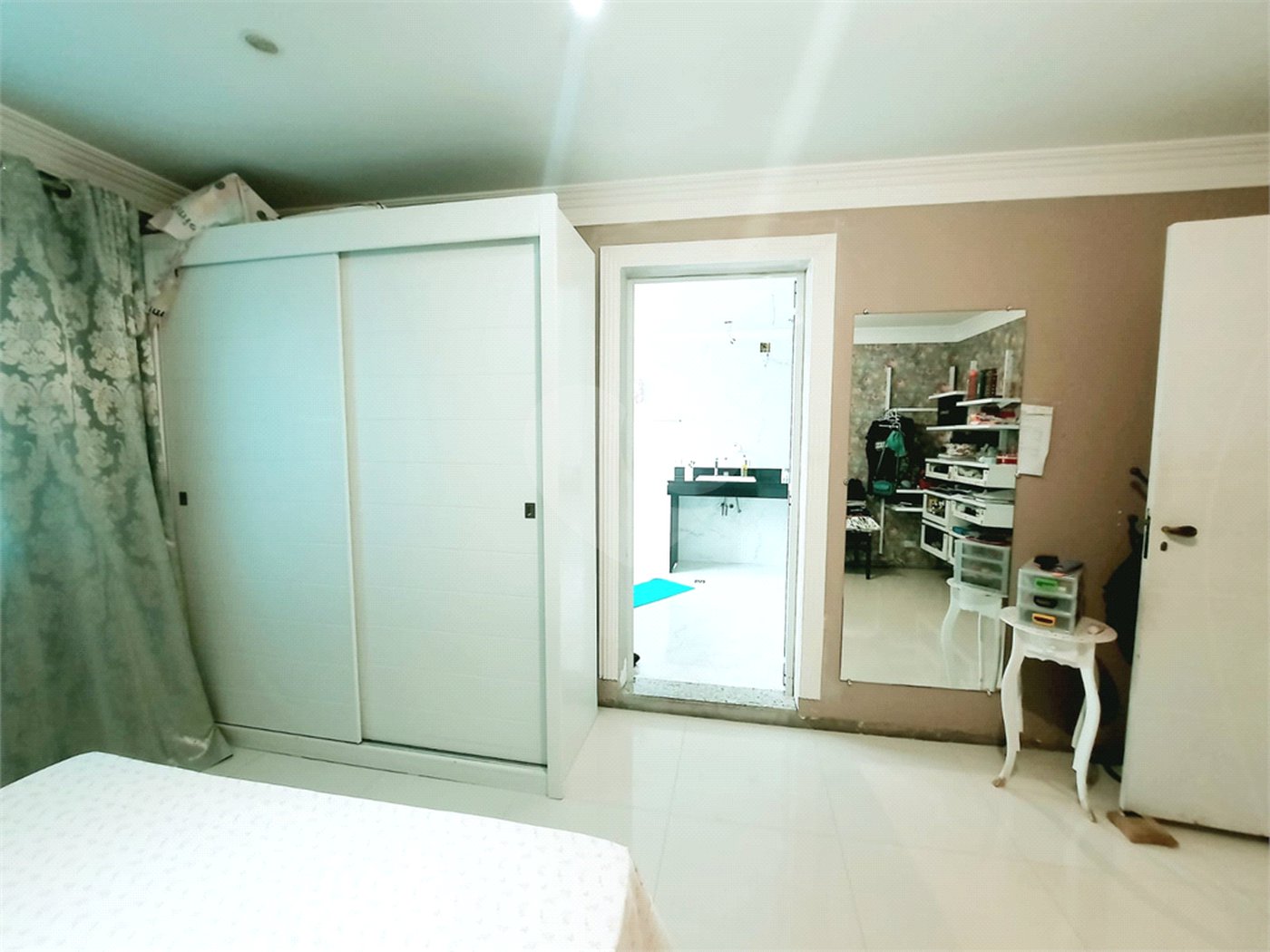 Sobrado à venda com 3 quartos, sendo 1 suíte, em Horto, São Paulo, SP