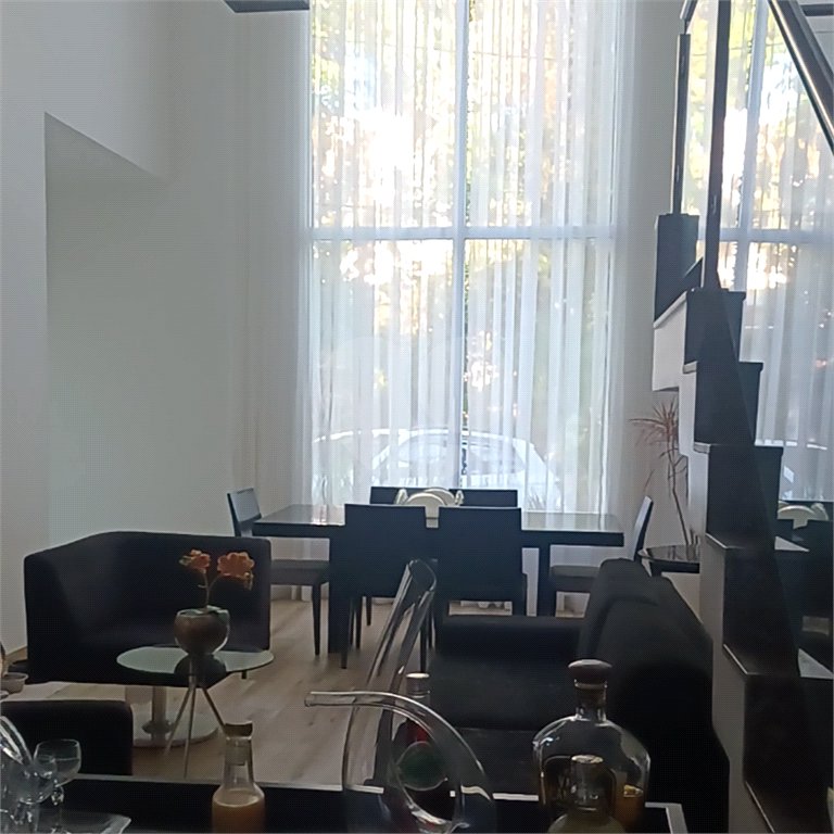 Casa à venda com 3 quartos, sendo 1 suíte, no condomínio Mansões da Prata, Rio de Janeiro - RJ