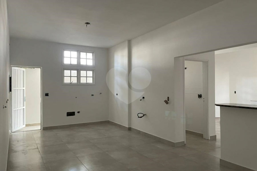 Casa à venda com 3 quartos, sendo 2 suítes, em Jardim Leonor Mendes de Barros, São Paulo, SP