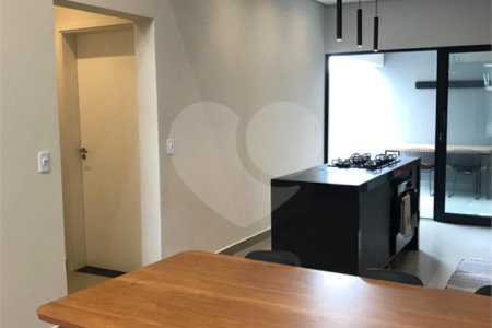 Casa à venda com 3 suítes no condomínio Terras de São Francisco, Sorocaba - SP