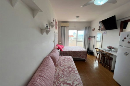 Apartamento com 1 dormitório à venda, 68 m² por R$ 280.000,00 - Pitangueiras - Guarujá/SP