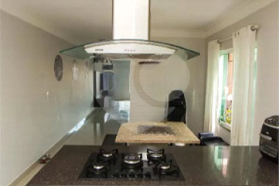 Sobrado à venda com 3 quartos, sendo 1 suíte, em Tucuruvi, São Paulo, SP