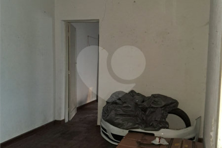 Sobrado à venda com 4 quartos em Vila Madalena, São Paulo, SP