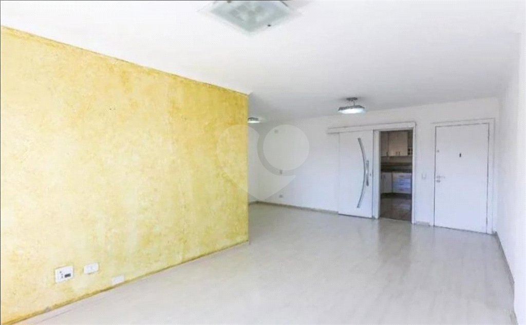 Apartamento à venda com 3 quartos, sendo 1 suíte, em Vila Polopoli, São Paulo, SP