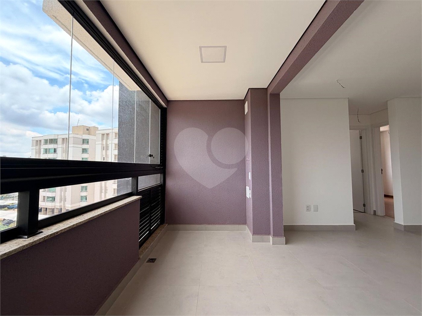 Apartamento à venda com 2 quartos, sendo 1 suíte, em Jardim Guarujá, Sorocaba, SP