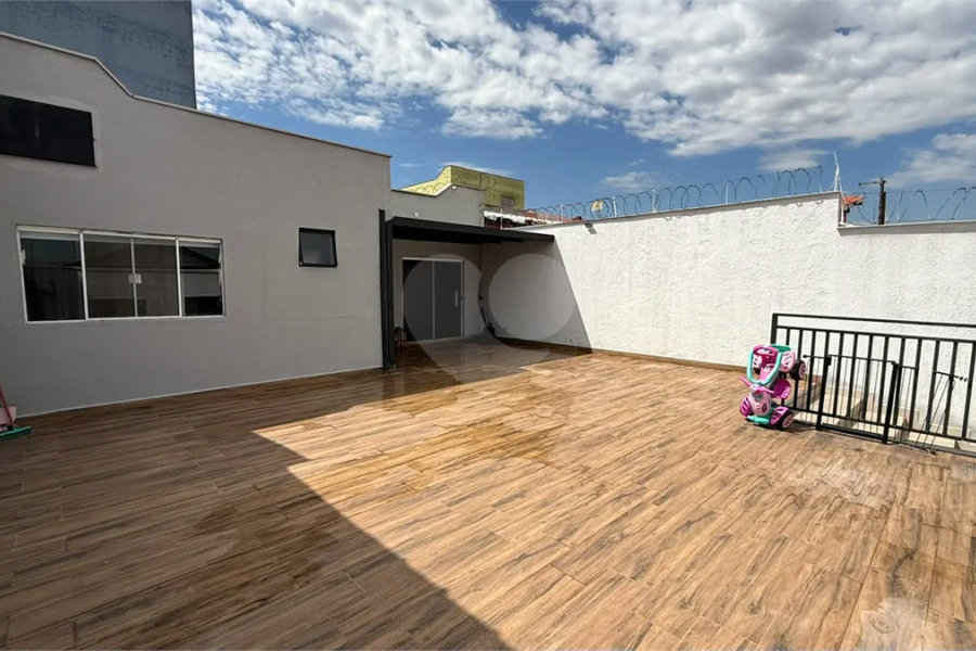 Casa a venda, composta por 2 casas separadas no Jaraguá em Piracicaba - SP.