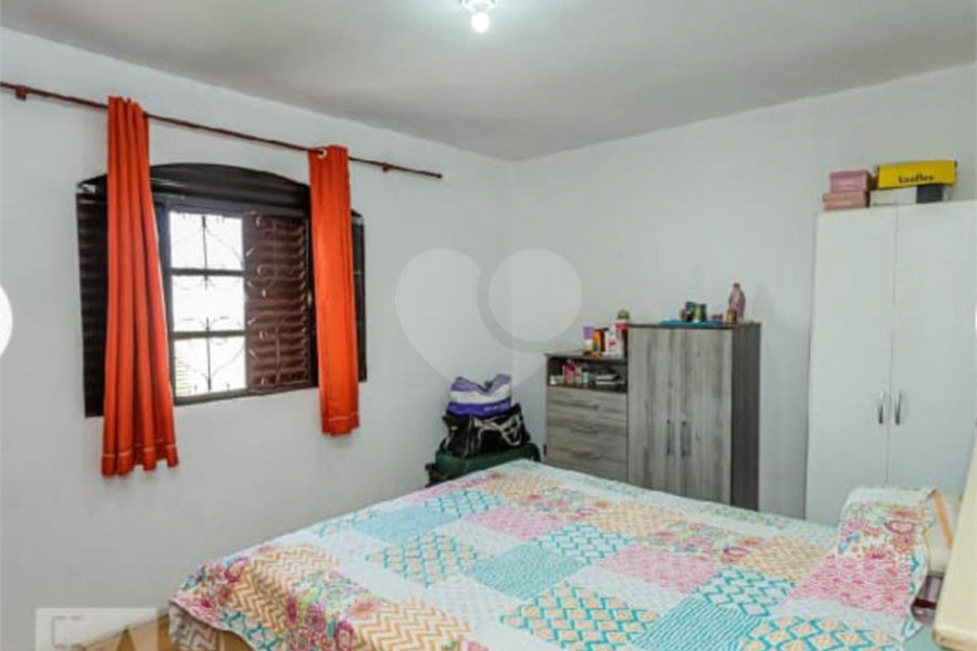 Sobrado à venda com 4 quartos no Brasilândia, São Paulo, SP