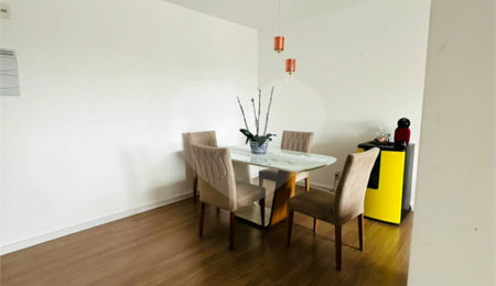 Apartamento à venda com 3 quartos, sendo 1 suíte,  em Vila Andrade, São Paulo, SP