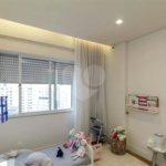 Apartamento à venda com 4 quartos, sendo 2 suítes, em Higienópolis, São Paulo, SP