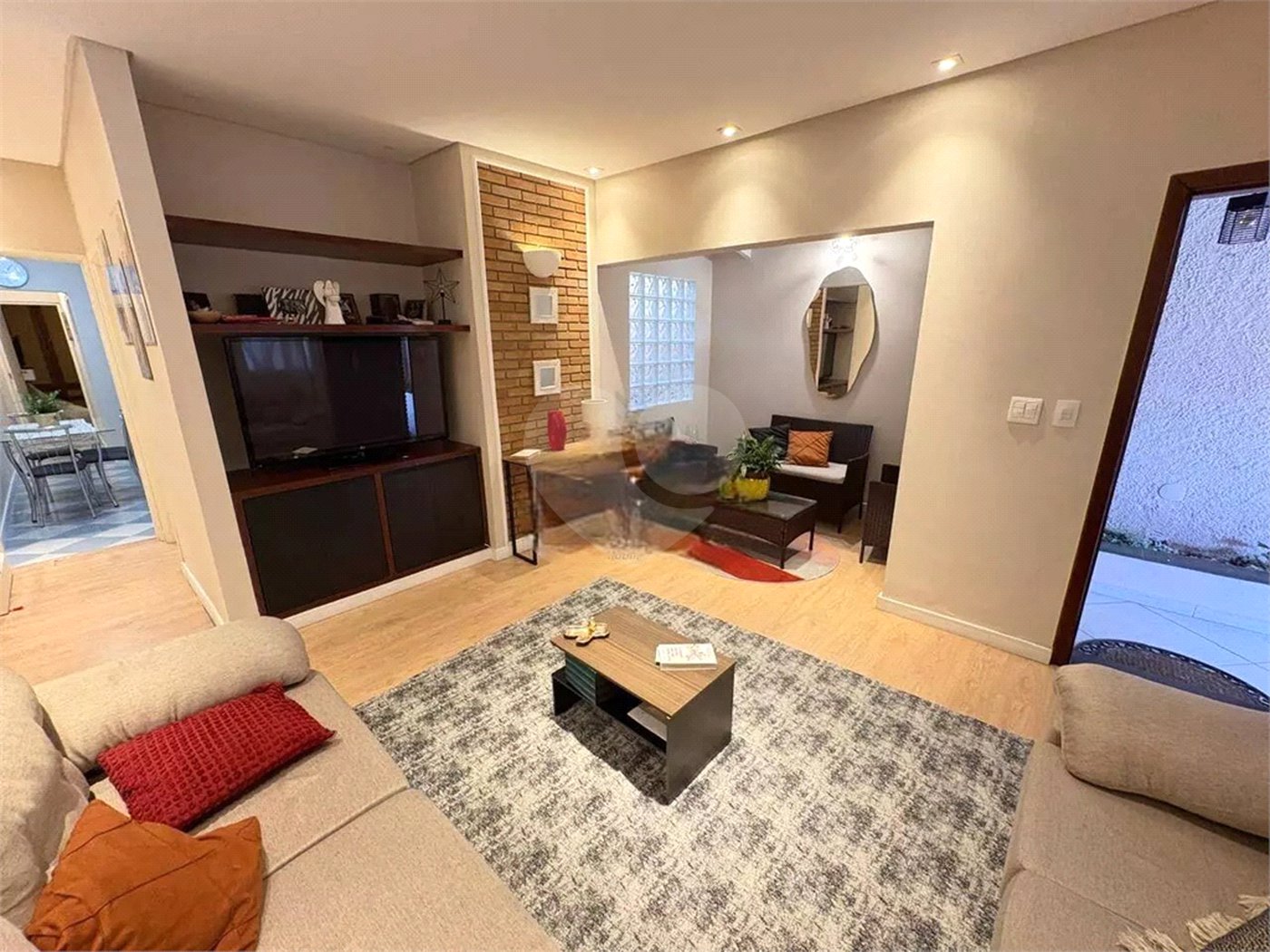 Casa à venda com 2 quartos em Vila Galvão, Guarulhos, SP