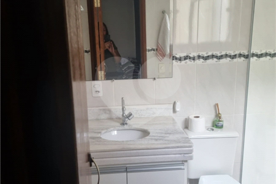 Casa à venda com 2 suítes no condomínio Residencial Maracujás, São Paulo - SP