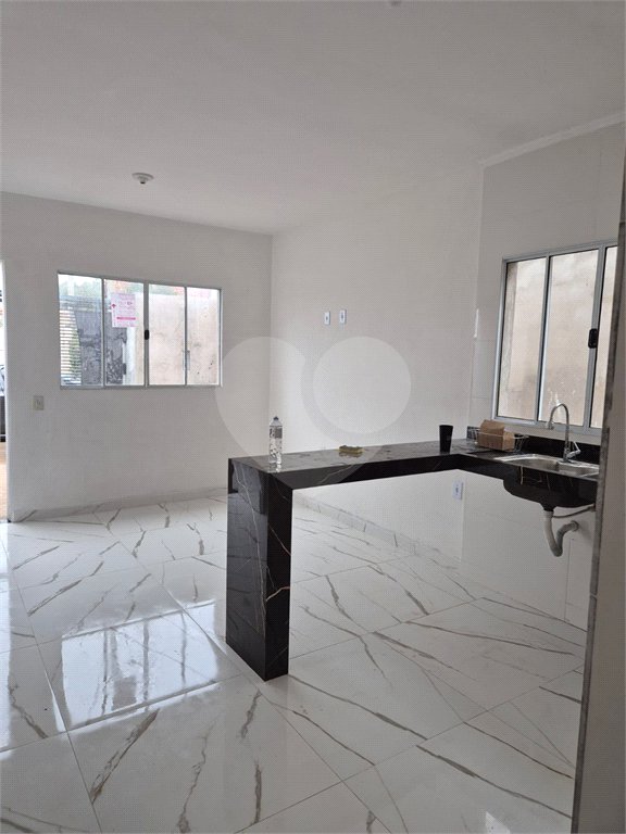 Casa à venda com 2 quartos em Vila Santa Helena, Atibaia, SP