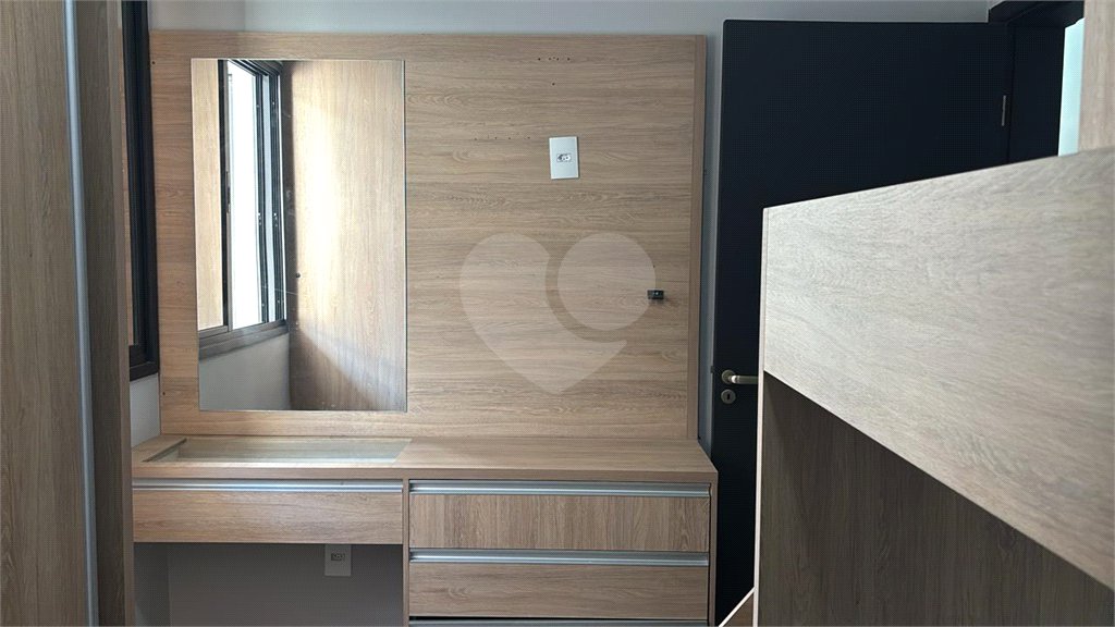 Casa à venda com 3 quartos, sendo 1 suíte, no condomínio Vila Paraty, Indaiatuba - SP