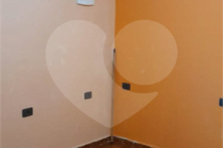 Sobrado à venda com 6 quartos, sendo 3 suítes, em Vila Divina Pastora, São Paulo, SP