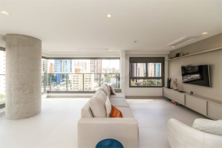 Apartamento à venda com 3 suítes em Campo Belo, São Paulo, SP