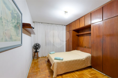 Casa à venda com 3 quartos, sendo 1 suíte,  em Campo Belo, São Paulo, SP