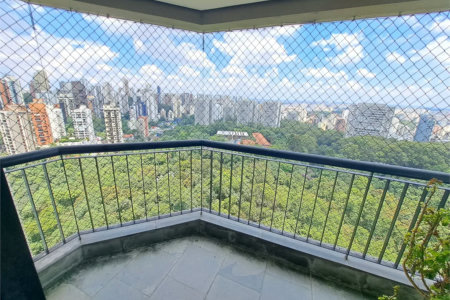 Apartamento à venda com 3 suítes em Vila Suzana, São Paulo, SP