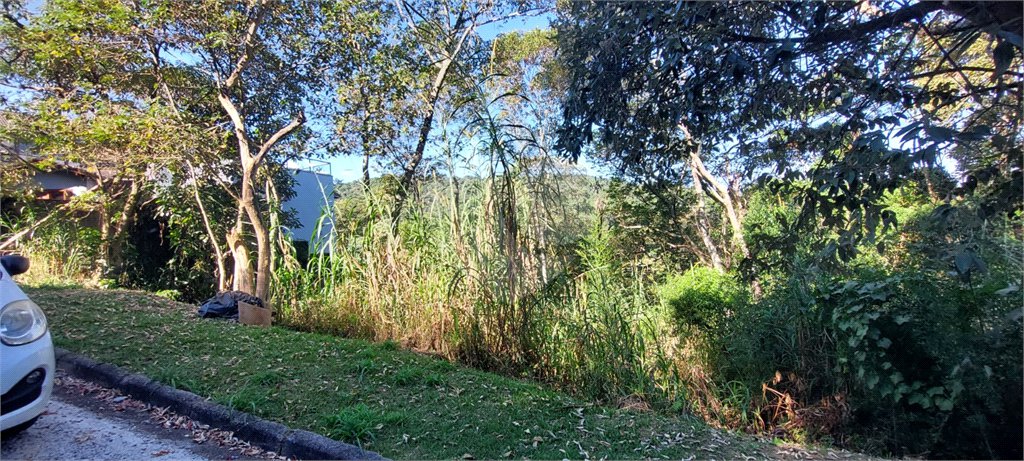 Terreno à venda no condomínio Alpes da Cantareira, Mairiporã - SP