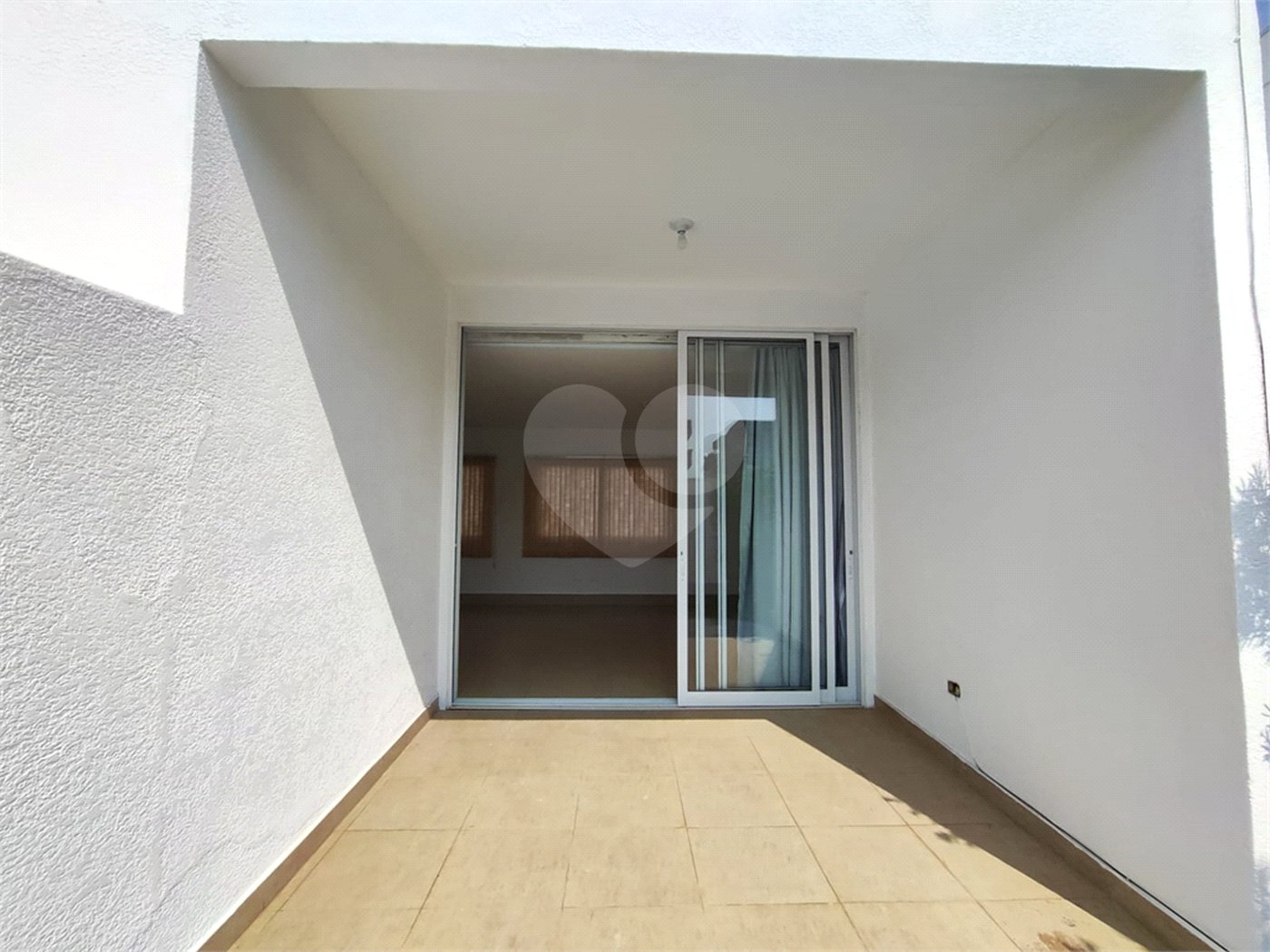 Casa de Vila à venda com 3 quartos, sendo 1 suíte, em Loteamento Jardim Morumbi, Atibaia, SP