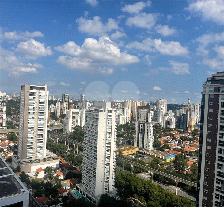 Apartamento à venda com 2 suítes em Cidade Monções, São Paulo, SP