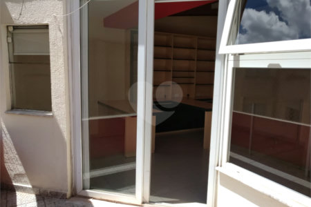 Cobertura à venda com 3 quartos, sendo 2 suítes,  em Vila Ipojuca, São Paulo, SP