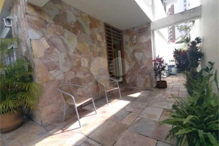 Sobrado à venda com 3 quartos, sendo 1 suíte,  em Brooklin Paulista, São Paulo, SP