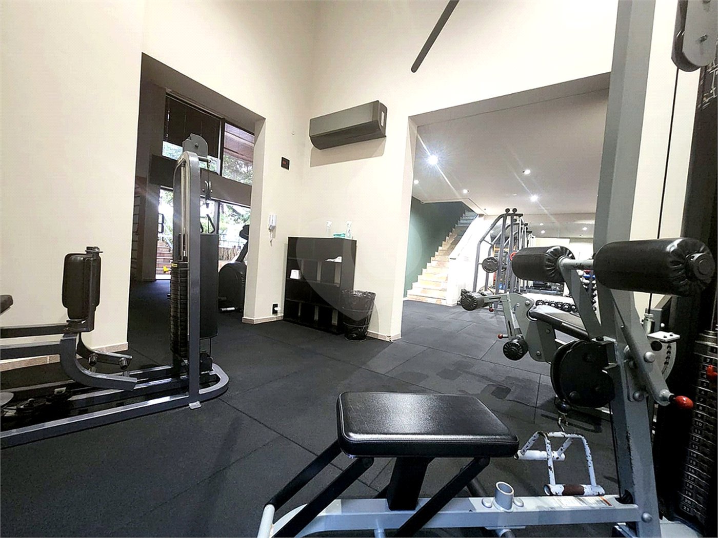 Apartamento à venda com 4 quartos, sendo 3 suítes, em Perdizes, São Paulo, SP